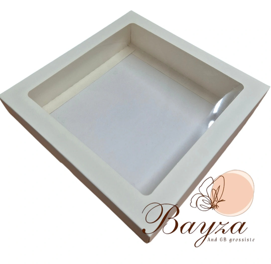 Boîte à couvercle transparent