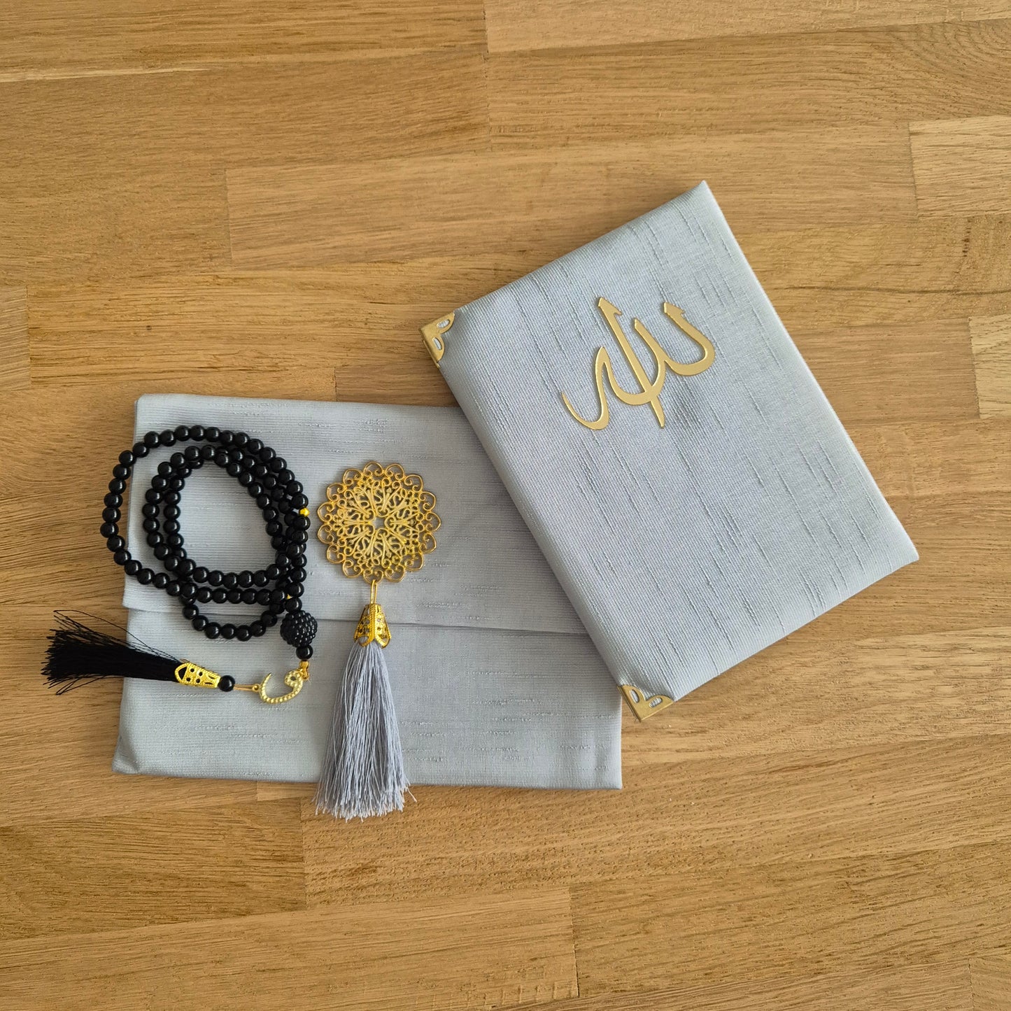 Pochette avec tasbih et Yasin